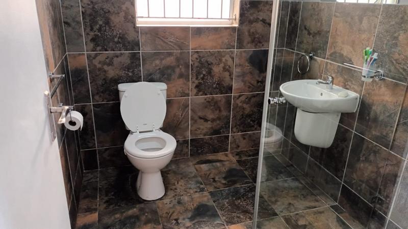 2 Bedroom Property for Sale in Groenheuwel Western Cape